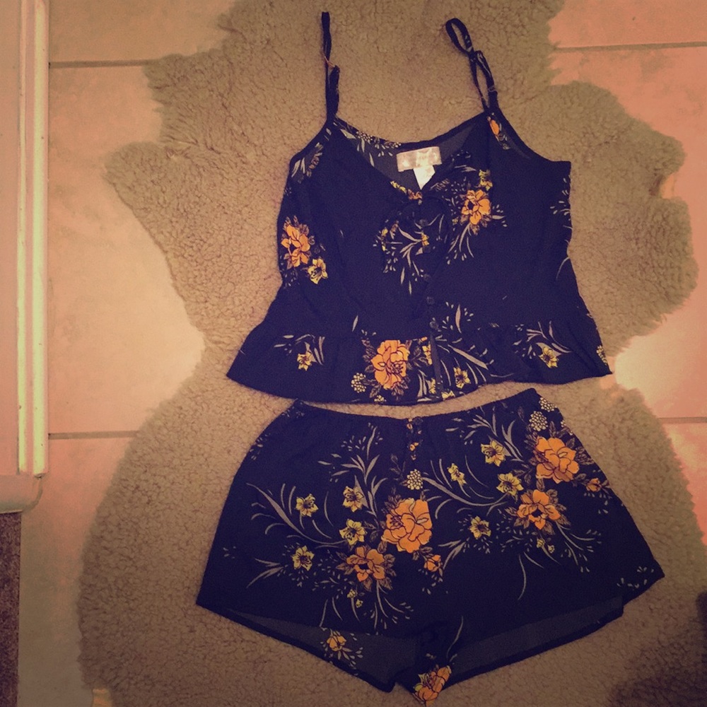 Band of gypsies 2 piece top+shorts